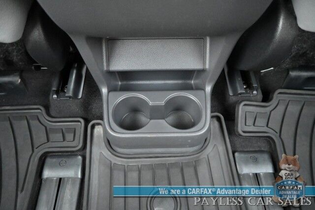2023 Toyota Sienna XLE / AWD / Hybrid / Power & Heated Leather Seats / Sunroof / Adaptive Cruise / Lane Departure & Blind Spot / Rear Captain Chairs / 3rd Row / Seats 7 / Apple CarPlay & Android Auto / Back Up Camera / 36 MPG / 1-Owner Anchorage AK