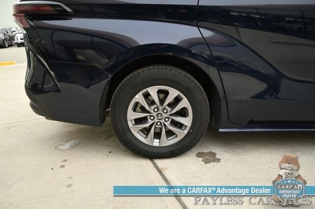 2023 Toyota Sienna XLE / AWD / Hybrid / Power & Heated Leather Seats / Sunroof / Adaptive Cruise / Lane Departure & Blind Spot / Rear Captain Chairs / 3rd Row / Seats 7 / Apple CarPlay & Android Auto / Back Up Camera / 36 MPG / 1-Owner Anchorage AK