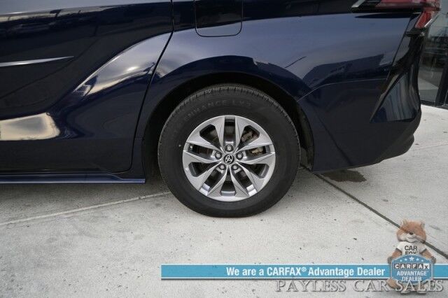 2023 Toyota Sienna XLE / AWD / Hybrid / Power & Heated Leather Seats / Sunroof / Adaptive Cruise / Lane Departure & Blind Spot / Rear Captain Chairs / 3rd Row / Seats 7 / Apple CarPlay & Android Auto / Back Up Camera / 36 MPG / 1-Owner Anchorage AK