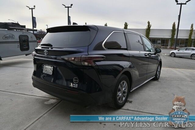 2023 Toyota Sienna XLE / AWD / Hybrid / Power & Heated Leather Seats / Sunroof / Adaptive Cruise / Lane Departure & Blind Spot / Rear Captain Chairs / 3rd Row / Seats 7 / Apple CarPlay & Android Auto / Back Up Camera / 36 MPG / 1-Owner Anchorage AK