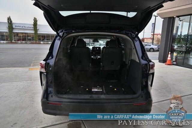 2023 Toyota Sienna XLE / AWD / Hybrid / Power & Heated Leather Seats / Sunroof / Adaptive Cruise / Lane Departure & Blind Spot / Rear Captain Chairs / 3rd Row / Seats 7 / Apple CarPlay & Android Auto / Back Up Camera / 36 MPG / 1-Owner Anchorage AK