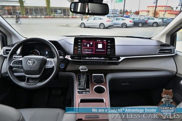 2023 Toyota Sienna XLE / AWD / Hybrid / Power & Heated Leather Seats / Sunroof / Adaptive Cruise / Lane Departure & Blind Spot / Rear Captain Chairs / 3rd Row / Seats 7 / Apple CarPlay & Android Auto / Back Up Camera / 36 MPG / 1-Owner Anchorage AK