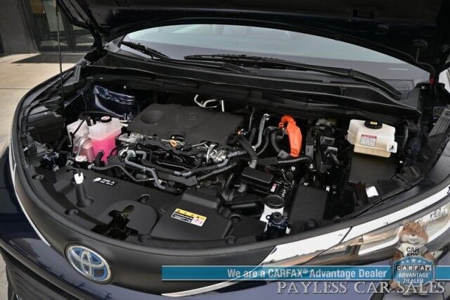 2023 Toyota Sienna XLE / AWD / Hybrid / Power & Heated Leather Seats / Sunroof / Adaptive Cruise / Lane Departure & Blind Spot / Rear Captain Chairs / 3rd Row / Seats 7 / Apple CarPlay & Android Auto / Back Up Camera / 36 MPG / 1-Owner Anchorage AK