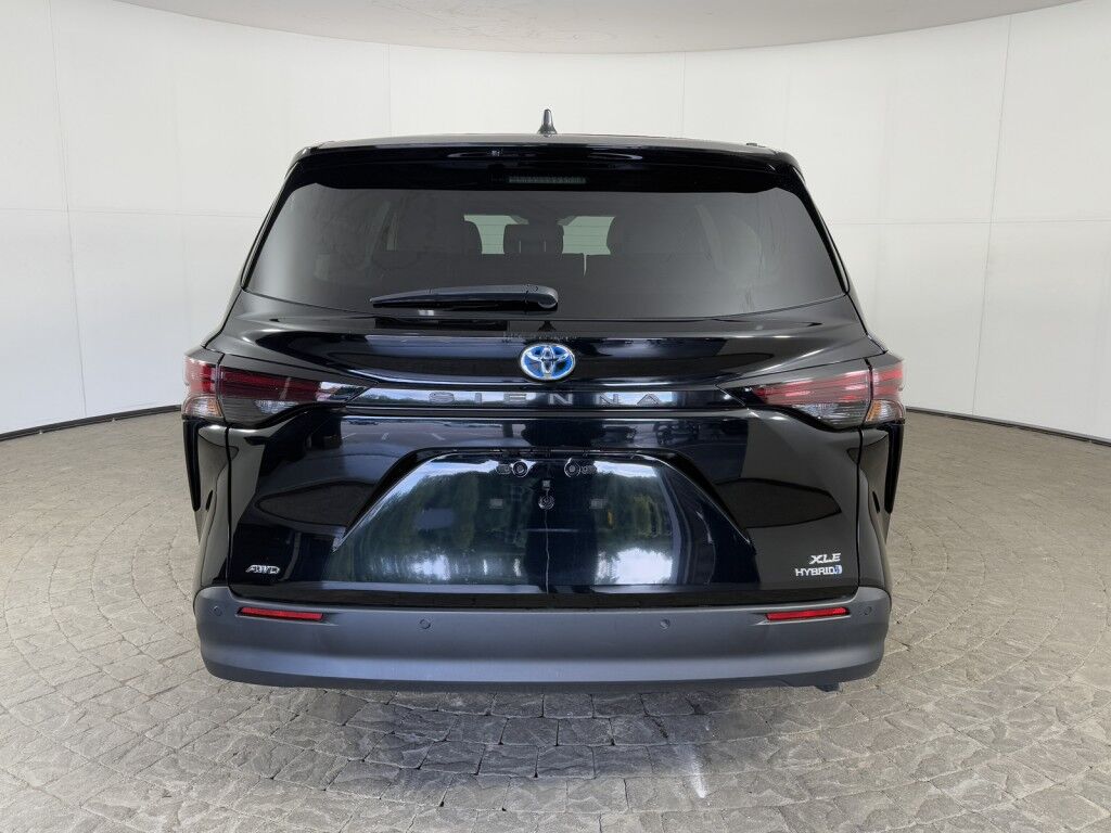 2023 Toyota Sienna XLE AWD Maumee OH