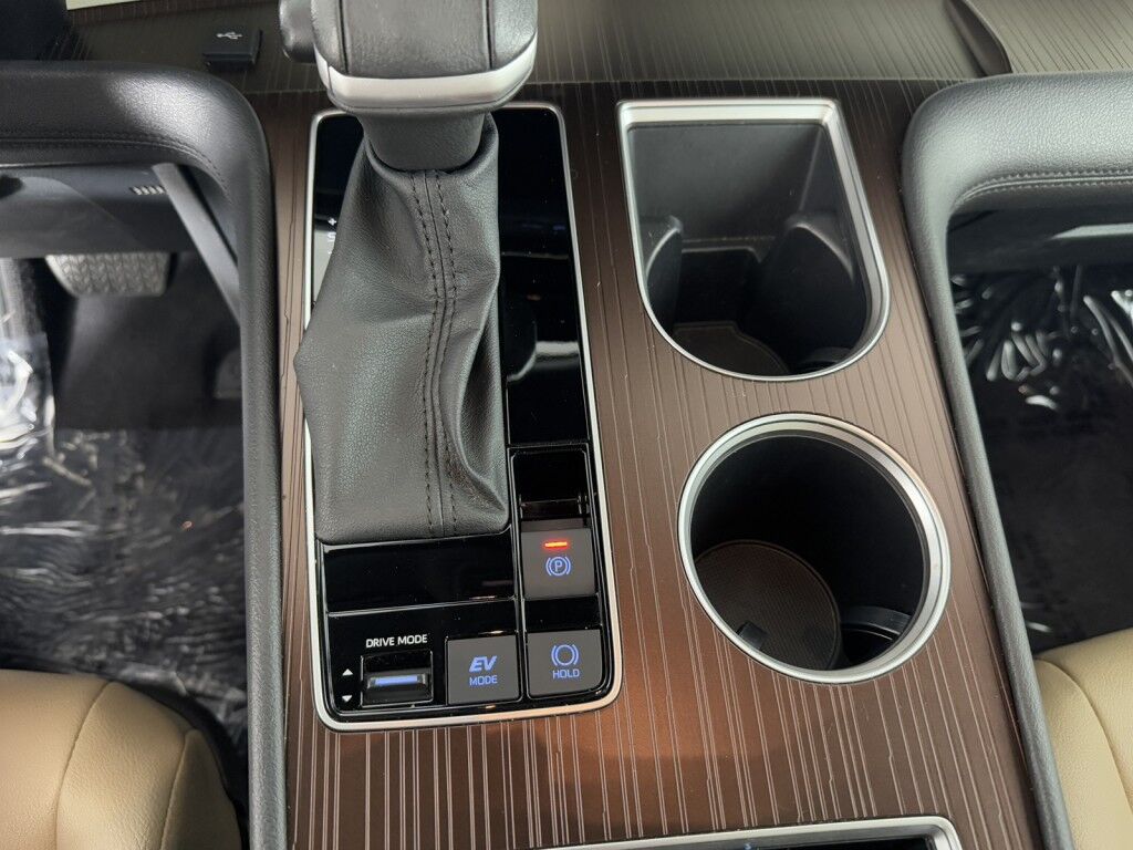 2023 Toyota Sienna XLE AWD Maumee OH
