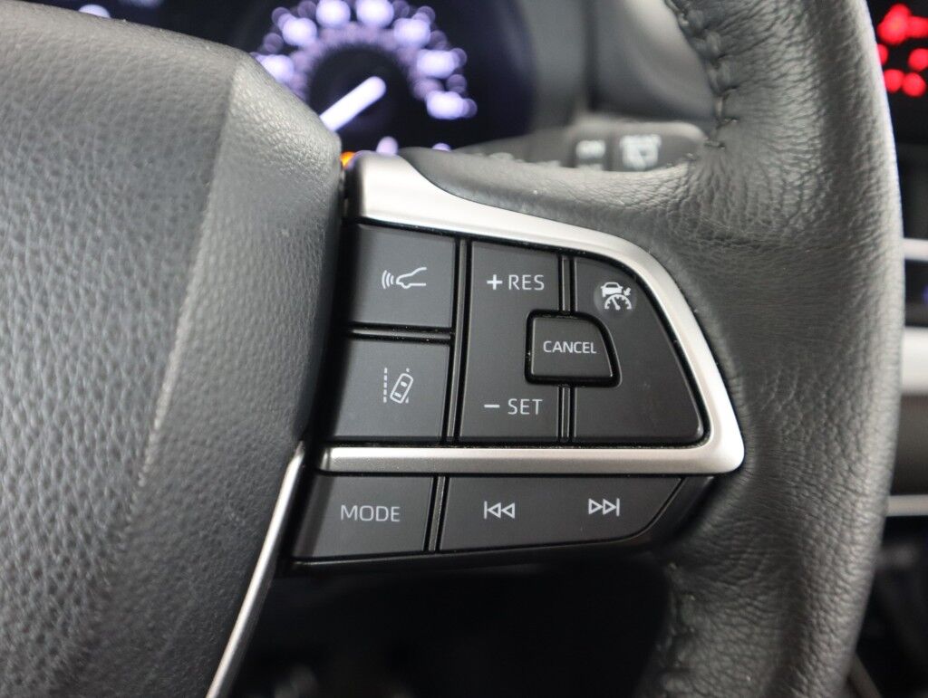 2023 Toyota Sienna XLE AWD Maumee OH