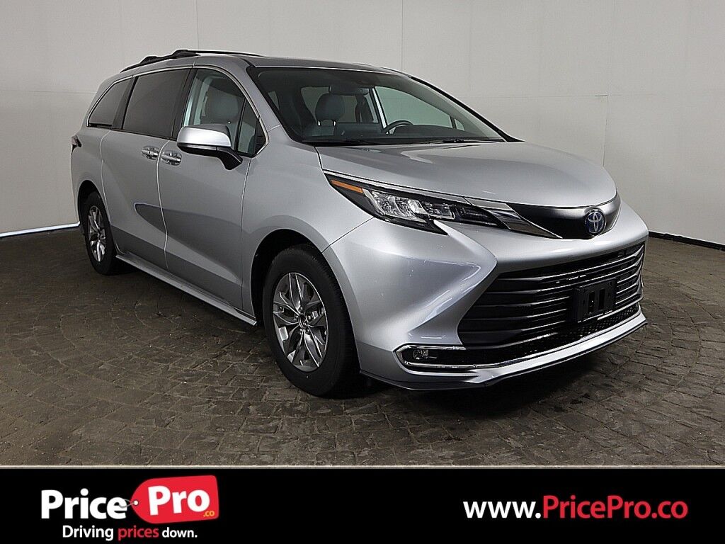 2023 Toyota Sienna XLE AWD Maumee OH