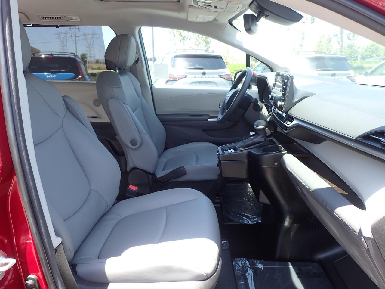2023 Toyota Sienna XLE+ Anaheim CA