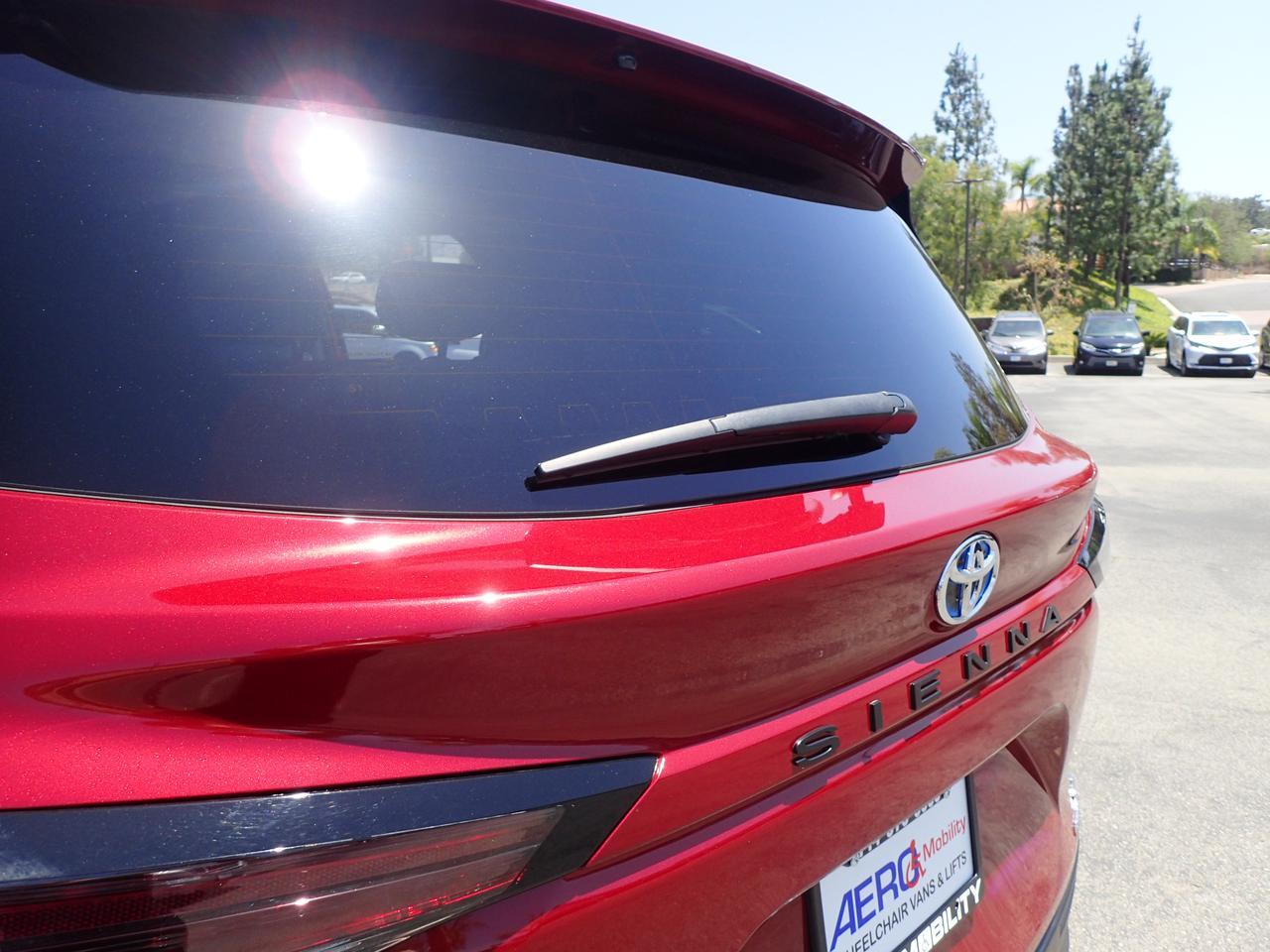 2023 Toyota Sienna XLE+ Anaheim CA