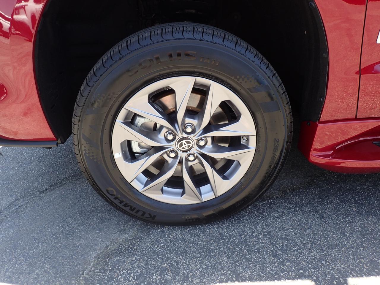 2023 Toyota Sienna XLE+ Anaheim CA