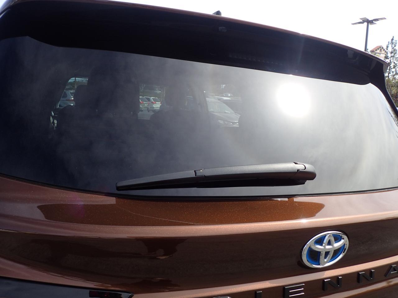 2023 Toyota Sienna XLE Anaheim CA