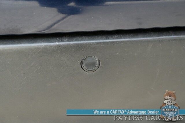 2023 Toyota Sienna XLE Hybrid / AWD / Power & Heated Leather Seats / Sunroof / Adaptive Cruise / Lane Depart & Blind Spot Alert / Apple CarPlay & Android Auto / Back Up Camera / Rear Captain Chairs / 3rd Row / 36 MPG / 1-Owner Wasilla AK