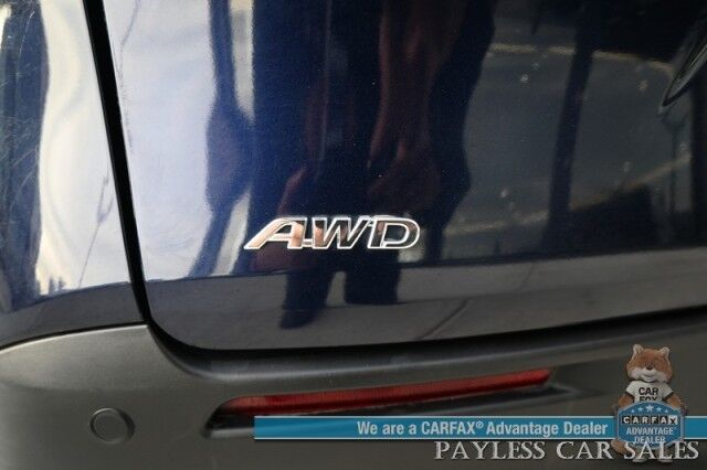 2023 Toyota Sienna XLE Hybrid / AWD / Power & Heated Leather Seats / Sunroof / Adaptive Cruise / Lane Depart & Blind Spot Alert / Apple CarPlay & Android Auto / Back Up Camera / Rear Captain Chairs / 3rd Row / 36 MPG / 1-Owner Wasilla AK