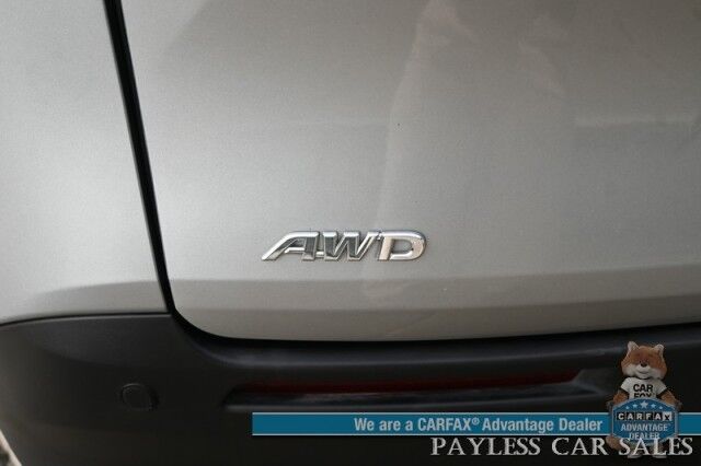 2023 Toyota Sienna XLE Hybrid / AWD / Power & Heated Leather Seats / Sunroof / Adaptive Cruise / Lane Depart & Blind Spot Alert / Apple CarPlay & Android Auto / Back Up Camera / Rear Captain Chairs / 3rd Row / 36 MPG / 1-Owner Wasilla AK