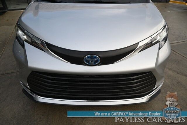 2023 Toyota Sienna XLE Hybrid / AWD / Power & Heated Leather Seats / Sunroof / Adaptive Cruise / Lane Depart & Blind Spot Alert / Apple CarPlay & Android Auto / Back Up Camera / Rear Captain Chairs / 3rd Row / 36 MPG / 1-Owner Anchorage AK 2023 Toyota Sienna XLE Hybrid / AWD / Power & Heated Leather Seats / Sunroof / Adaptive Cruise / Lane Depart & Blind Spot Alert / Apple CarPlay & Android Auto / Back Up Camera / Rear Captain Chairs / 3rd Row / 36 MPG / 1-Owner Anchorage AK
