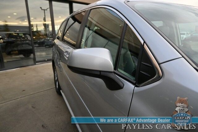 2023 Toyota Sienna XLE Hybrid / AWD / Power & Heated Leather Seats / Sunroof / Adaptive Cruise / Lane Depart & Blind Spot Alert / Apple CarPlay & Android Auto / Back Up Camera / Rear Captain Chairs / 3rd Row / 36 MPG / 1-Owner Wasilla AK