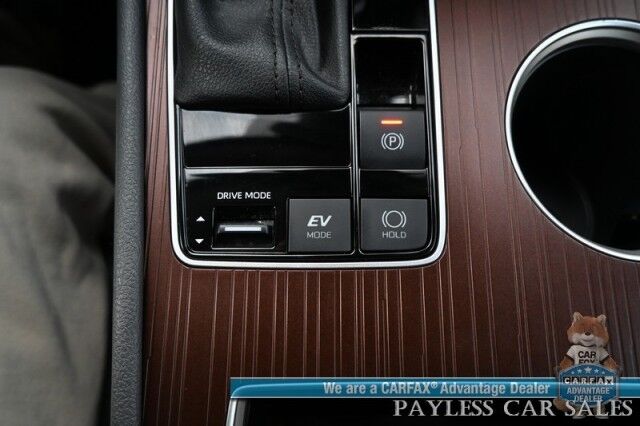 2023 Toyota Sienna XLE Hybrid / AWD / Power & Heated Leather Seats / Sunroof / Adaptive Cruise / Lane Depart & Blind Spot Alert / Apple CarPlay & Android Auto / Back Up Camera / Rear Captain Chairs / 3rd Row / 36 MPG / 1-Owner Anchorage AK 2023 Toyota Sienna XLE Hybrid / AWD / Power & Heated Leather Seats / Sunroof / Adaptive Cruise / Lane Depart & Blind Spot Alert / Apple CarPlay & Android Auto / Back Up Camera / Rear Captain Chairs / 3rd Row / 36 MPG / 1-Owner Anchorage AK