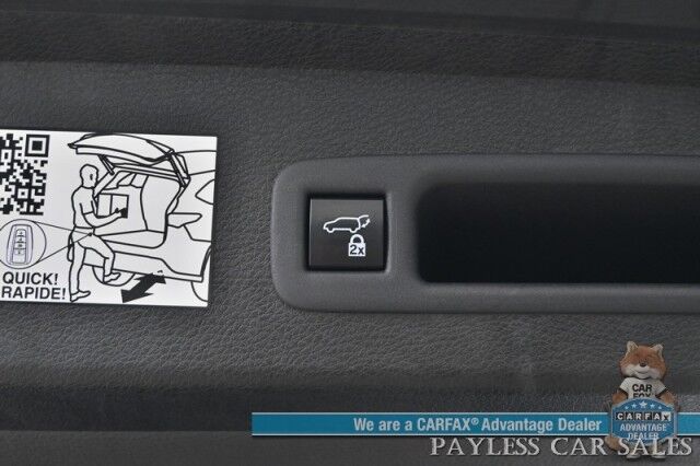 2023 Toyota Sienna XLE Hybrid / AWD / Power & Heated Leather Seats / Sunroof / Adaptive Cruise / Lane Depart & Blind Spot Alert / Apple CarPlay & Android Auto / Back Up Camera / Rear Captain Chairs / 3rd Row / 36 MPG / 1-Owner Wasilla AK