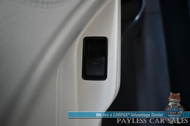 2023 Toyota Sienna XLE Hybrid / AWD / Power & Heated Leather Seats / Sunroof / Adaptive Cruise / Lane Depart & Blind Spot Alert / Apple CarPlay & Android Auto / Back Up Camera / Rear Captain Chairs / 3rd Row / 36 MPG / 1-Owner Wasilla AK