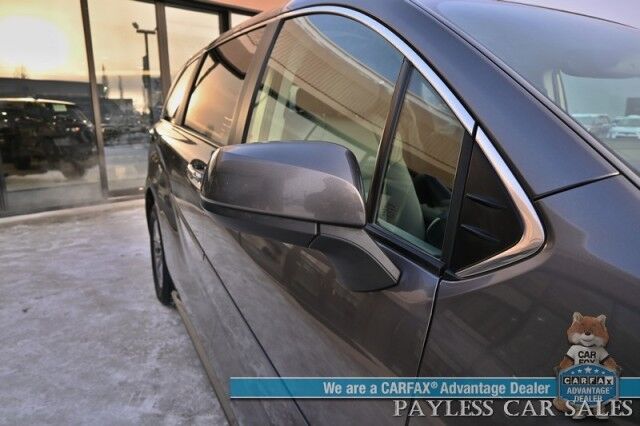 2023 Toyota Sienna XLE Hybrid / AWD / Power & Heated Leather Seats / Sunroof / Adaptive Cruise / Lane Depart & Blind Spot Alert / Apple CarPlay & Android Auto / Back Up Camera / Rear Captain Chairs / 3rd Row / 36 MPG / 1-Owner Wasilla AK