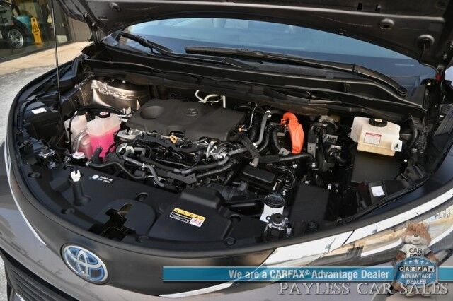 2023 Toyota Sienna XLE Hybrid / AWD / Power & Heated Leather Seats / Sunroof / Adaptive Cruise / Lane Depart & Blind Spot Alert / Apple CarPlay & Android Auto / Back Up Camera / Rear Captain Chairs / 3rd Row / 36 MPG / 1-Owner Wasilla AK