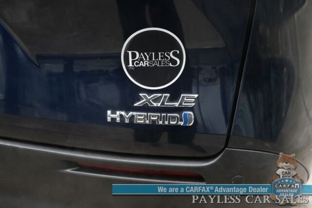 2023 Toyota Sienna XLE Hybrid / AWD / Power & Heated Leather Seats / Sunroof / Adaptive Cruise / Lane Depart & Blind Spot Alert / Apple CarPlay & Android Auto / Back Up Camera / Rear Captain Chairs / 3rd Row / 36 MPG / 1-Owner Wasilla AK