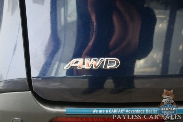 2023 Toyota Sienna XLE Hybrid / AWD / Power & Heated Leather Seats / Sunroof / Adaptive Cruise / Lane Depart & Blind Spot Alert / Apple CarPlay & Android Auto / Back Up Camera / Rear Captain Chairs / 3rd Row / 36 MPG / 1-Owner Anchorage AK 2023 Toyota Sienna XLE Hybrid / AWD / Power & Heated Leather Seats / Sunroof / Adaptive Cruise / Lane Depart & Blind Spot Alert / Apple CarPlay & Android Auto / Back Up Camera / Rear Captain Chairs / 3rd Row / 36 MPG / 1-Owner Anchorage AK