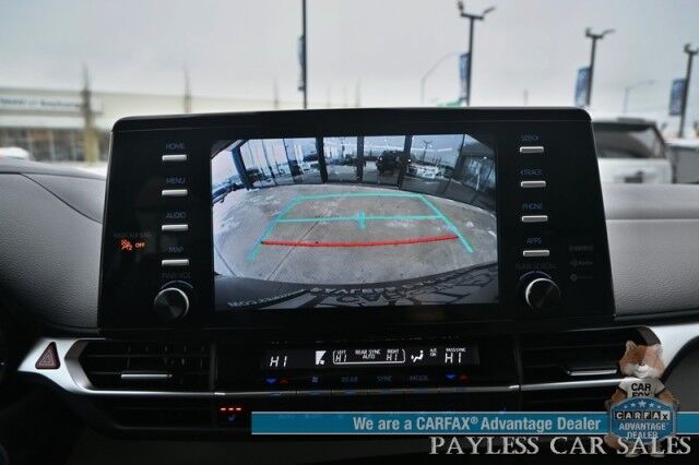 2023 Toyota Sienna XLE Hybrid / AWD / Power & Heated Leather Seats / Sunroof / Adaptive Cruise / Lane Depart & Blind Spot Alert / Apple CarPlay & Android Auto / Back Up Camera / Rear Captain Chairs / 3rd Row / 36 MPG / 1-Owner Wasilla AK