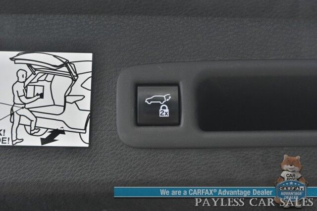 2023 Toyota Sienna XLE Hybrid / AWD / Power & Heated Leather Seats / Sunroof / Adaptive Cruise / Lane Depart & Blind Spot Alert / Apple CarPlay & Android Auto / Back Up Camera / Rear Captain Chairs / 3rd Row / 36 MPG / 1-Owner Wasilla AK