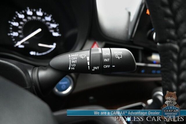 2023 Toyota Sienna XLE Hybrid / AWD / Power & Heated Leather Seats / Sunroof / Adaptive Cruise / Lane Depart & Blind Spot Alert / Apple CarPlay & Android Auto / Back Up Camera / Rear Captain Chairs / 3rd Row / 36 MPG / 1-Owner Anchorage AK