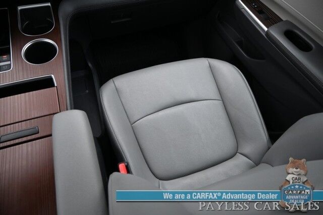 2023 Toyota Sienna XLE Hybrid / AWD / Power & Heated Leather Seats / Sunroof / Adaptive Cruise / Lane Depart & Blind Spot Alert / Apple CarPlay & Android Auto / Back Up Camera / Rear Captain Chairs / 3rd Row / 36 MPG / 1-Owner Anchorage AK