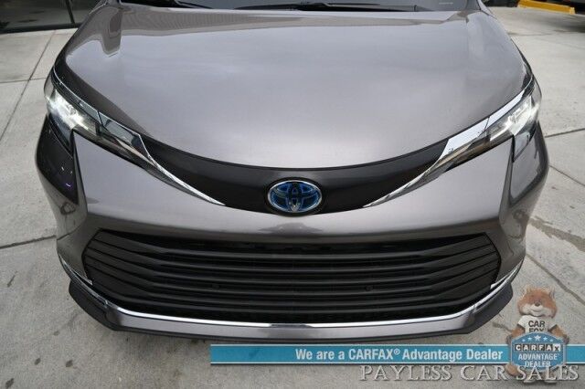 2023 Toyota Sienna XLE Hybrid / AWD / Power & Heated Leather Seats / Sunroof / Adaptive Cruise / Lane Depart & Blind Spot Alert / Apple CarPlay & Android Auto / Back Up Camera / Rear Captain Chairs / 3rd Row / 36 MPG / 1-Owner Wasilla AK