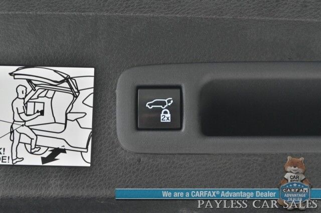 2023 Toyota Sienna XLE Hybrid / AWD / Power & Heated Leather Seats / Sunroof / Adaptive Cruise / Lane Depart & Blind Spot Alert / Apple CarPlay & Android Auto / Back Up Camera / Rear Captain Chairs / 3rd Row / 36 MPG / 1-Owner Wasilla AK