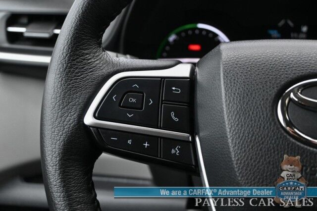 2023 Toyota Sienna XLE Hybrid / AWD / Power & Heated Leather Seats / Sunroof / Adaptive Cruise / Lane Depart & Blind Spot Alert / Apple CarPlay & Android Auto / Back Up Camera / Rear Captain Chairs / 3rd Row / 36 MPG / 1-Owner Anchorage AK