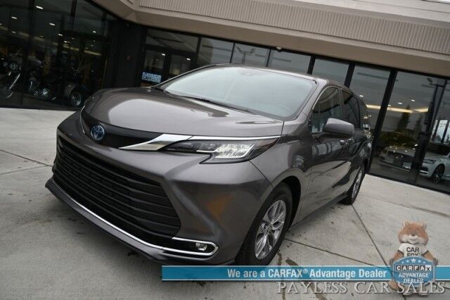 2023 Toyota Sienna XLE Hybrid / AWD / Power & Heated Leather Seats / Sunroof / Adaptive Cruise / Lane Depart & Blind Spot Alert / Apple CarPlay & Android Auto / Back Up Camera / Rear Captain Chairs / 3rd Row / 36 MPG / 1-Owner Anchorage AK