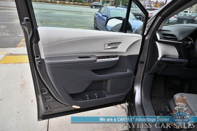 2023 Toyota Sienna XLE Hybrid / AWD / Power & Heated Leather Seats / Sunroof / Adaptive Cruise / Lane Depart & Blind Spot Alert / Apple CarPlay & Android Auto / Back Up Camera / Rear Captain Chairs / 3rd Row / 36 MPG / 1-Owner Anchorage AK