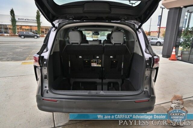 2023 Toyota Sienna XLE Hybrid / AWD / Power & Heated Leather Seats / Sunroof / Adaptive Cruise / Lane Depart & Blind Spot Alert / Apple CarPlay & Android Auto / Back Up Camera / Rear Captain Chairs / 3rd Row / 36 MPG / 1-Owner Wasilla AK