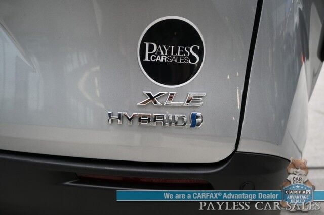 2023 Toyota Sienna XLE Hybrid / AWD / Power & Heated Leather Seats / Sunroof / Adaptive Cruise / Lane Depart & Blind Spot Alert / Apple CarPlay & Android Auto / Back Up Camera / Rear Captain Chairs / 3rd Row / 36 MPG / 1-Owner Wasilla AK