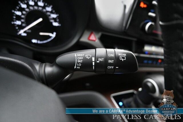 2023 Toyota Sienna XLE Hybrid / AWD / Power & Heated Leather Seats / Sunroof / Adaptive Cruise / Lane Depart & Blind Spot Alert / Apple CarPlay & Android Auto / Back Up Camera / Rear Captain Chairs / 3rd Row / 36 MPG / 1-Owner Anchorage AK