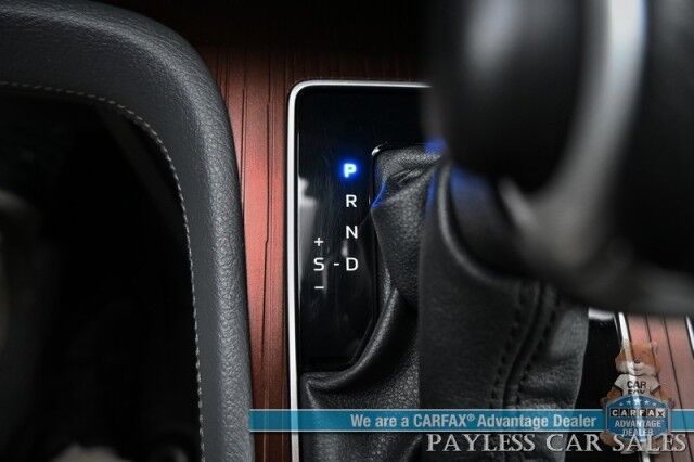 2023 Toyota Sienna XLE Hybrid / AWD / Power & Heated Leather Seats / Sunroof / Adaptive Cruise / Lane Depart & Blind Spot Alert / Apple CarPlay & Android Auto / Back Up Camera / Rear Captain Chairs / 3rd Row / 36 MPG / 1-Owner Wasilla AK