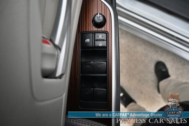 2023 Toyota Sienna XLE Hybrid / AWD / Power & Heated Leather Seats / Sunroof / Adaptive Cruise / Lane Depart & Blind Spot Alert / Apple CarPlay & Android Auto / Back Up Camera / Rear Captain Chairs / 3rd Row / 36 MPG / 1-Owner Wasilla AK