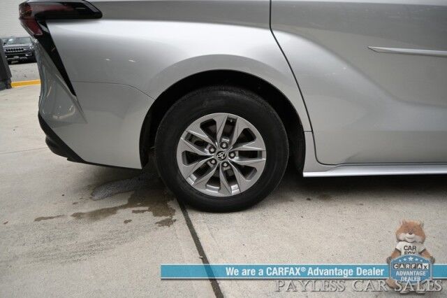2023 Toyota Sienna XLE Hybrid / AWD / Power & Heated Leather Seats / Sunroof / Adaptive Cruise / Lane Depart & Blind Spot Alert / Apple CarPlay & Android Auto / Back Up Camera / Rear Captain Chairs / 3rd Row / 36 MPG / 1-Owner Anchorage AK