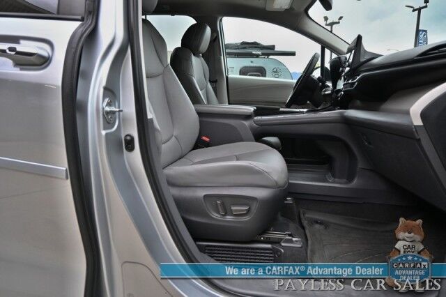 2023 Toyota Sienna XLE Hybrid / AWD / Power & Heated Leather Seats / Sunroof / Adaptive Cruise / Lane Depart & Blind Spot Alert / Apple CarPlay & Android Auto / Back Up Camera / Rear Captain Chairs / 3rd Row / 36 MPG / 1-Owner Wasilla AK