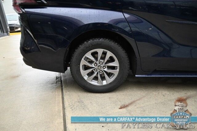 2023 Toyota Sienna XLE Hybrid / AWD / Power & Heated Leather Seats / Sunroof / Adaptive Cruise / Lane Depart & Blind Spot Alert / Apple CarPlay & Android Auto / Back Up Camera / Rear Captain Chairs / 3rd Row / 36 MPG / 1-Owner Anchorage AK