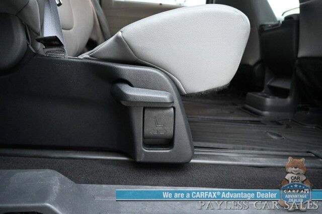 2023 Toyota Sienna XLE Hybrid / AWD / Power & Heated Leather Seats / Sunroof / Adaptive Cruise / Lane Depart & Blind Spot Alert / Apple CarPlay & Android Auto / Back Up Camera / Rear Captain Chairs / 3rd Row / 36 MPG / 1-Owner Anchorage AK