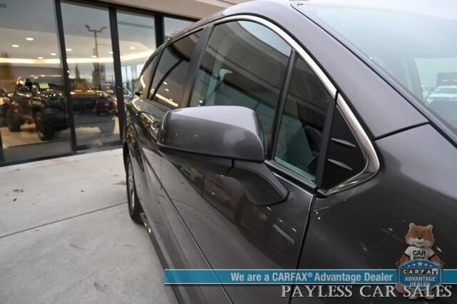 2023 Toyota Sienna XLE Hybrid / AWD / Power & Heated Leather Seats / Sunroof / Adaptive Cruise / Lane Depart & Blind Spot Alert / Apple CarPlay & Android Auto / Back Up Camera / Rear Captain Chairs / 3rd Row / 36 MPG / 1-Owner Anchorage AK