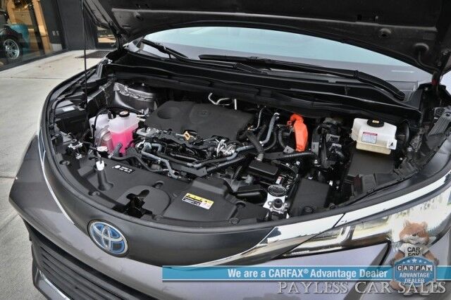 2023 Toyota Sienna XLE Hybrid / AWD / Power & Heated Leather Seats / Sunroof / Adaptive Cruise / Lane Depart & Blind Spot Alert / Apple CarPlay & Android Auto / Back Up Camera / Rear Captain Chairs / 3rd Row / 36 MPG / 1-Owner Anchorage AK