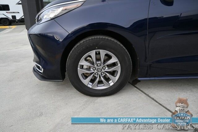 2023 Toyota Sienna XLE Hybrid / AWD / Power & Heated Leather Seats / Sunroof / Adaptive Cruise / Lane Depart & Blind Spot Alert / Apple CarPlay & Android Auto / Back Up Camera / Rear Captain Chairs / 3rd Row / 36 MPG / 1-Owner Anchorage AK