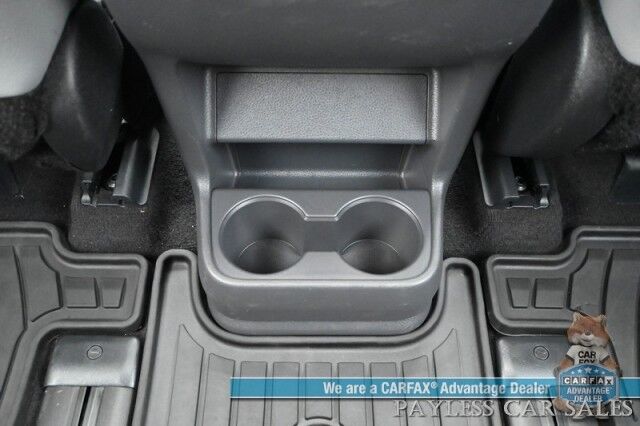 2023 Toyota Sienna XLE Hybrid / AWD / Power & Heated Leather Seats / Sunroof / Adaptive Cruise / Lane Depart & Blind Spot Alert / Apple CarPlay & Android Auto / Back Up Camera / Rear Captain Chairs / 3rd Row / 36 MPG / 1-Owner Anchorage AK