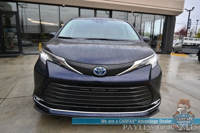 2023 Toyota Sienna XLE Hybrid / AWD / Power & Heated Leather Seats / Sunroof / Adaptive Cruise / Lane Depart & Blind Spot Alert / Apple CarPlay & Android Auto / Back Up Camera / Rear Captain Chairs / 3rd Row / 36 MPG / 1-Owner